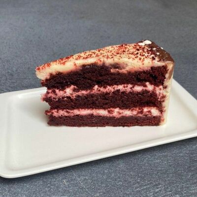Торт Красный бархат в Рестомаркет Китчен по цене 250 ₽