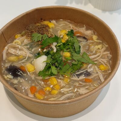 Куриный вьетнамский супв Micha Bubble Tea & Bakery по цене 580 ₽