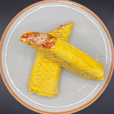 Шаурма куриная в сырном лаваше маленькая в Istanbul Шаурма Халяль по цене 419 ₽