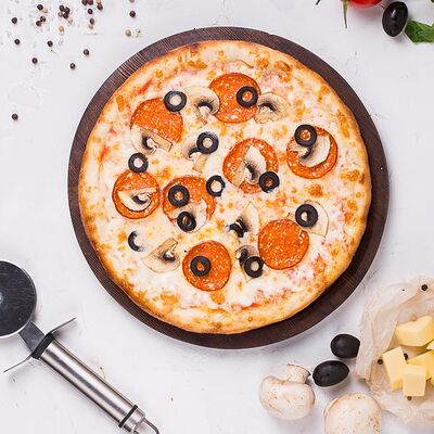 Итальянская 23 см в Pizza Sun по цене 549 ₽