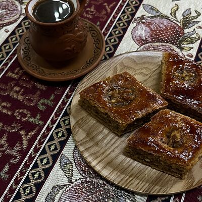 Пахлава в Каракилис по цене 199 ₽