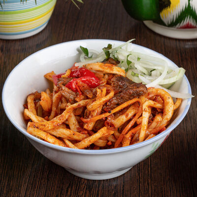 Жареный лагман в Три жены по цене 95