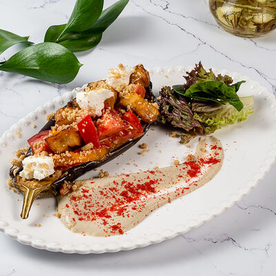 Тёплый баклажан и сладкие томаты в Ресторан Батони по цене 630 ₽