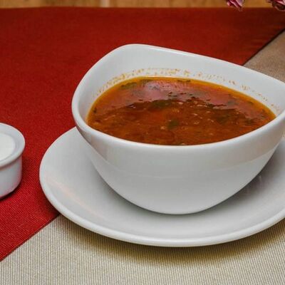 Борщ в Пепперони по цене 320 ₽