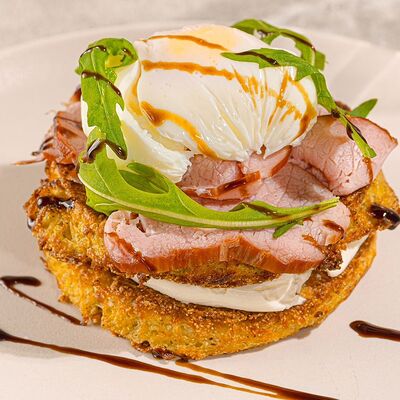 Драники с ростбифом в Stories по цене 360 ₽