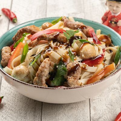 Лапша с телятиной в ТаКима по цене 688 ₽