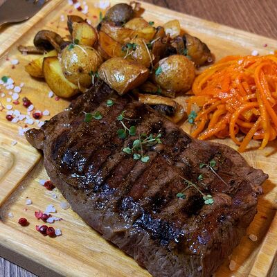 Денвер с молодым картофелем и грибамив В завязке по цене 1990 ₽