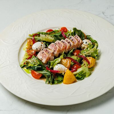 Салат с тунцом в Облака по цене 1025 ₽