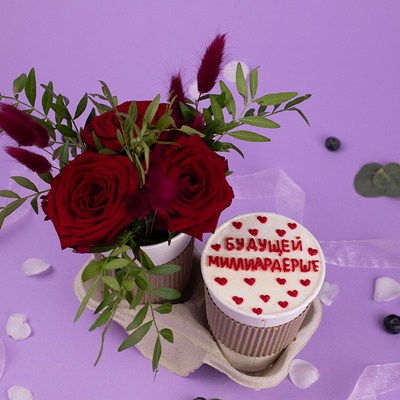 Подарочный набор Букет цветов Красные розы в стаканчике и десерт в Пышно Расцвели по цене 1900 ₽