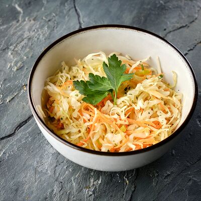 Салат из капусты в ТОПОР по цене 250 ₽