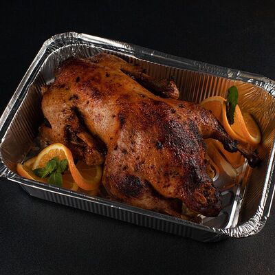 Утка, фаршированная яблоком, апельсином, рисом в Оджахури по цене 5400 ₽