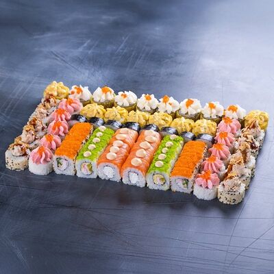 Сет Миядзаки в SushiDays по цене 3249 ₽
