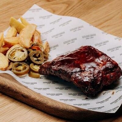 Ребра свиные bbq в Большая шишка по цене 740 ₽