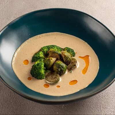 Брюссельская капуста в соусе баже в Оджахури по цене 510 ₽