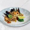Рис по-азиатски с морепродуктами в МОРЕ по цене 1120