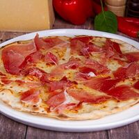 Пицца Прошутто крудо в Pizzeria Fettuccine