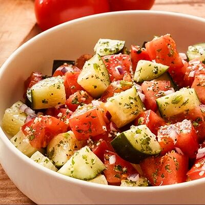 Летний Салат в Шашлычный Домик по цене 410 ₽