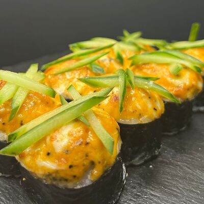 Запеченный ролл Том ям в Deep Tasty по цене 420