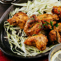 Чикен Тикка в Ночь, улица, фонарь