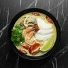 Индонезийский суп с курицей и креветками в Henshin Casual Asian Food по цене 510