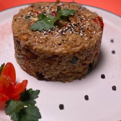 Вок с рисом куриный в Tamakisushi по цене 2400 ₸
