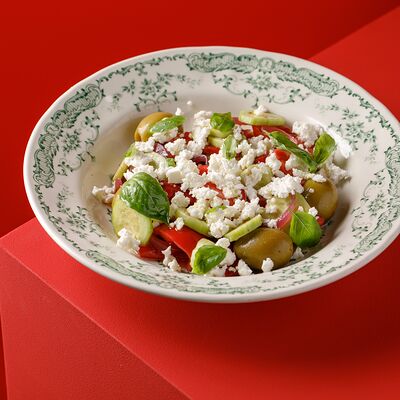 Греческий салат в Hitch по цене 1140 ₽