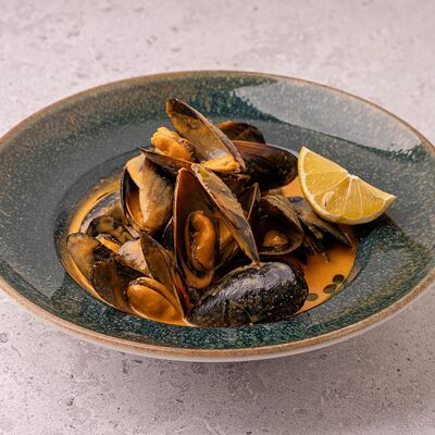 Мидии в соусе Том-ям в Тестория по цене 1100 ₽