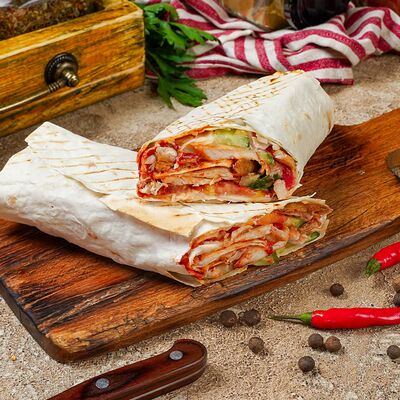 Шаурма классическая в Чашма по цене 345 ₽