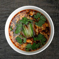 Кисло-острый суп в Double Duck