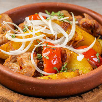 Оджахури со свининой в Грузинское кафе Ван Гоги по цене 405 ₽