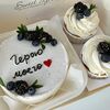 Набор десертов на День Отца Бенто-торт и 2 капкейка в Sweet Caprice по цене 2590