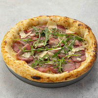 Пицца с телятиной и соусом Тонатто 30см в Peperoni