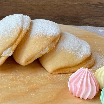 Сочни с творогом в Bakery по цене 100 ₽