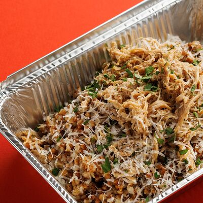 Гречка с рваной свининой в Coffee Machine по цене 460 ₽