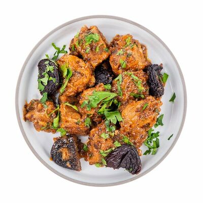 Говядина, тушённая с черносливом в Азбука Вкуса Экспресс Меню по цене 358 ₽