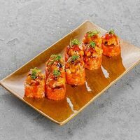 Ролл с тартаром из лосося в SUSHIZO