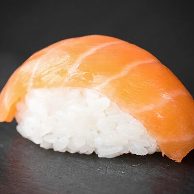 Суши Сяке в Mesto Sushi & Grill по цене 150