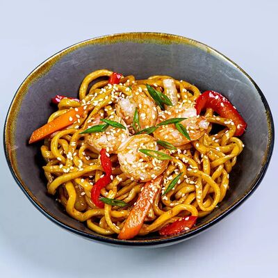 Вок с креветками в терияки соусе в EDOO Rolls & Pizza по цене 575 ₽