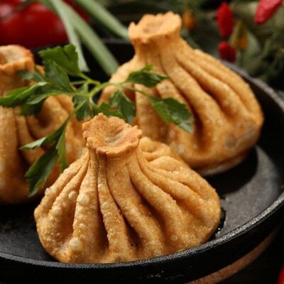 Жареные хинкали микс в Каретный дворик по цене 600 ₽