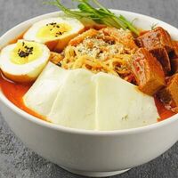 Корейский рамен с телятиной в Сайко