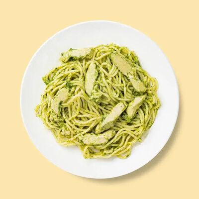 Паста с курицей и шпинатом в Шаверно по цене 263 ₽