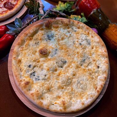 Четыре сыра в Амирани по цене 520 ₽