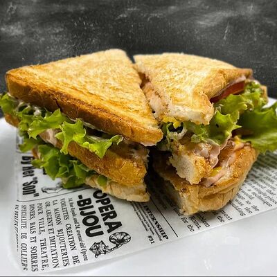 Сэндвич-клаб с курицей в Пито-Грильто по цене 465 ₽