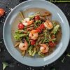Салат с креветками на гриле в Yummy yummy по цене 249