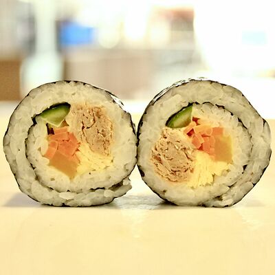 Кимпаб с тунцом в Ramen Mart по цене 2400 ₸