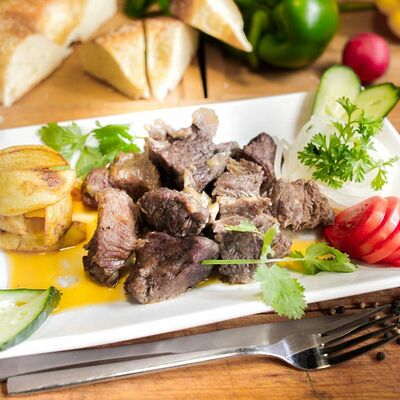 Казан кебаб из говядины в Кебаб экспресс по цене 460 ₽