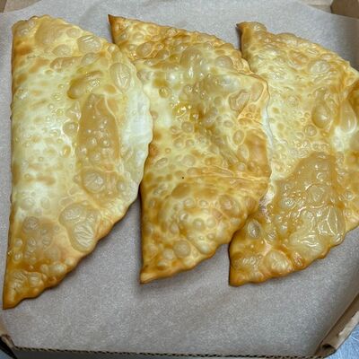 Три чебурека-миксв Точка Теста по цене 495 ₽