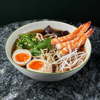 Рамен с креветками в Суши в бутылке