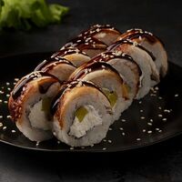 Дракон с такуаном в Snail Суши