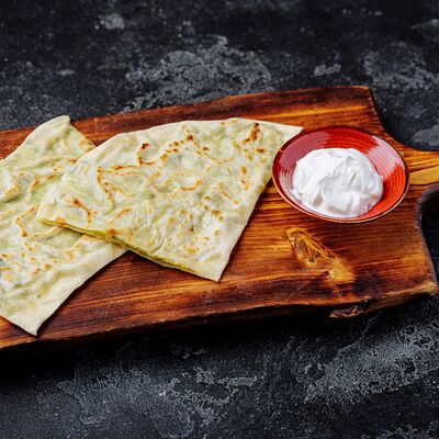 Гезлеме с картофелем и зеленью в Meat Feast по цене 580 ₽